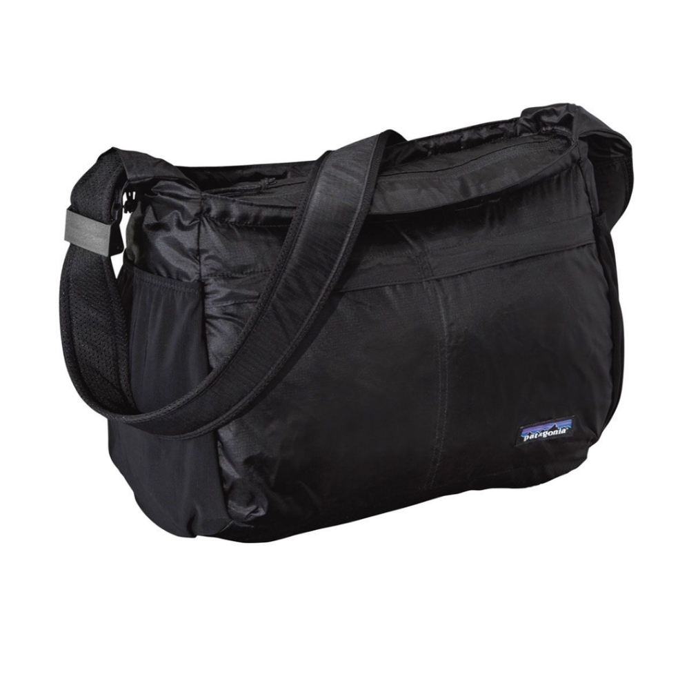 Patagonia light weight travel courier bag